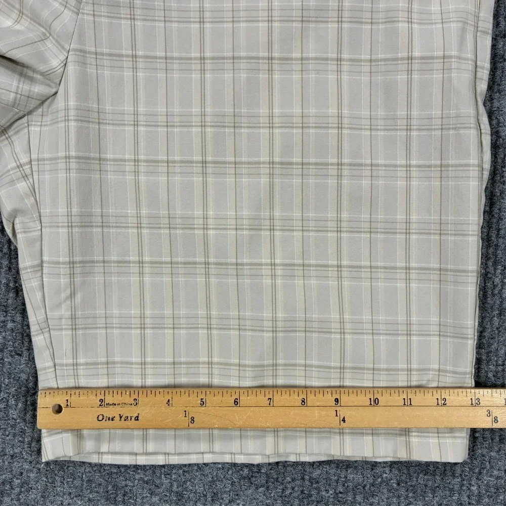 Adidas Mens Chino Shorts Size 38 Beige Plaid Flat Front High Rise Outdoor